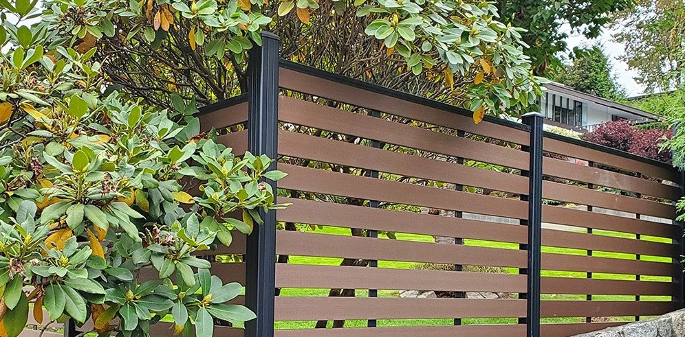 The Latest Trends in Composite Fencing Colours and Styles