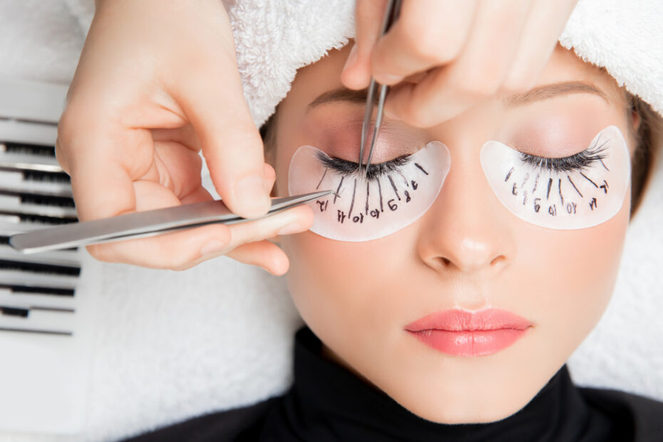 Eyelash Extension Course